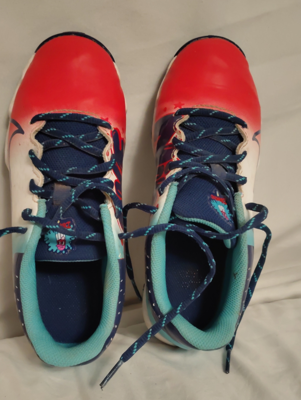 Kids Athletic Cleats in Red, Navy & Teal
